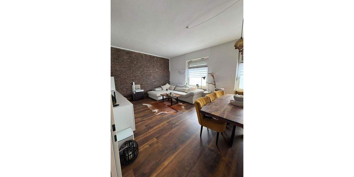 Etagenwohnung Hilden Kalstert - 3 Zimmer, 92 m&sup2;, 1.180&euro; | Angebot:25570396