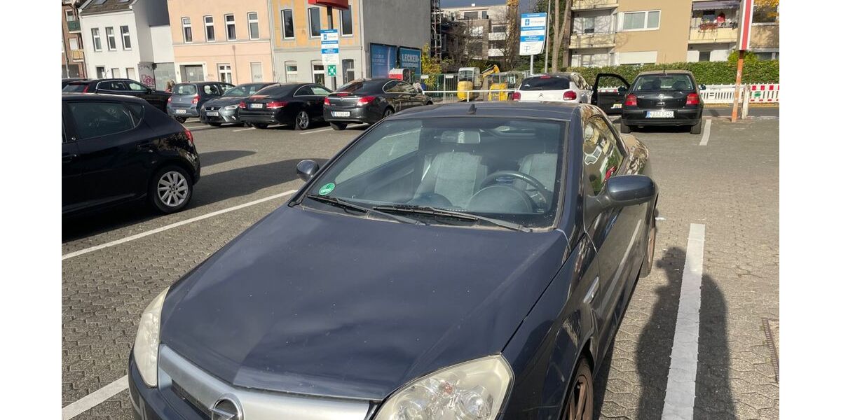 Opel Tigra 186.000 km 1.999 € Köln 51103