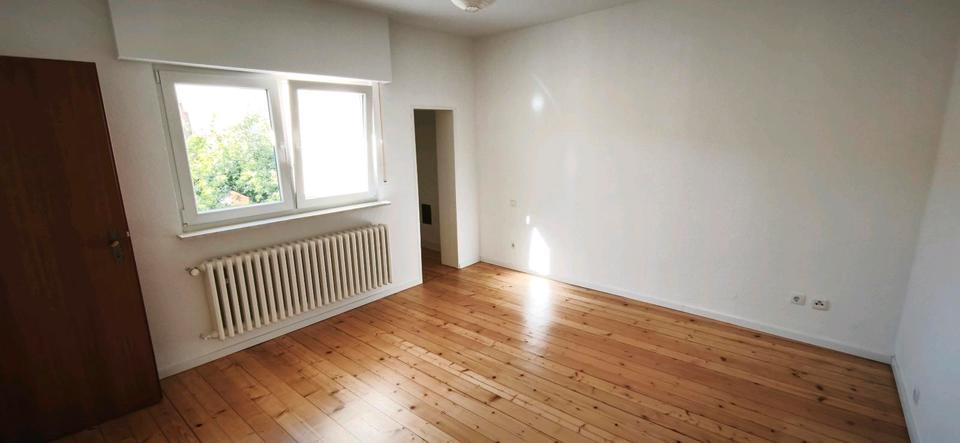 Etagenwohnung Bonn Friesdorf - 2 Zimmer, 68 m&sup2;, 780&euro; | Angebot:26408231