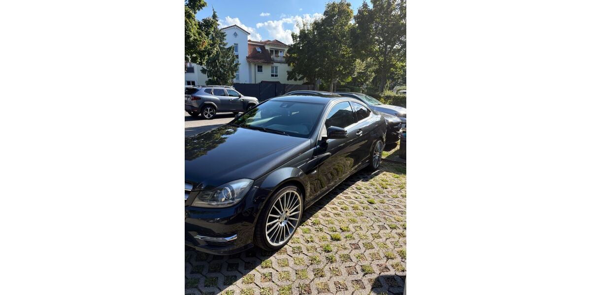 Mercedes-Benz C 250 222.139 km 8.500 &euro; Bornheim 53332