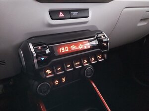 Suzuki Ignis Comfort+ Aut. Navi Kam SHZ Tempo 32.077 km 13.980 € HAAN 42781