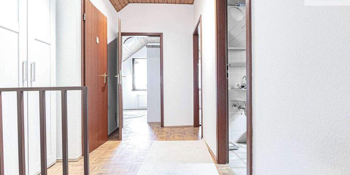 Reihenmittelhaus Sankt Augustin Menden - 4 Zimmer, 113 m&sup2;, 420.000&euro; | Angebot:25400683
