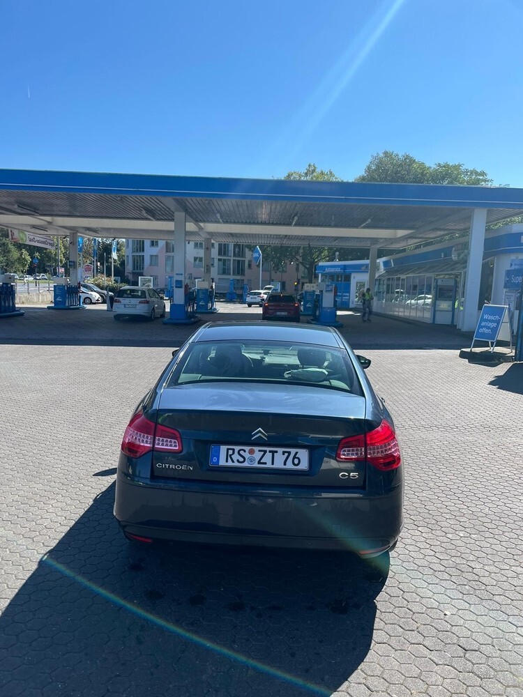 Citroen C5 147.000 km 5.000 € Köln 50667