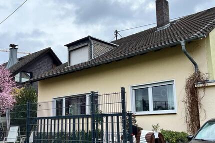 Wohnung Bonn Gielgen - 3 Zimmer, 90 m&sup2;, 1.400&euro; | Angebot:25551562