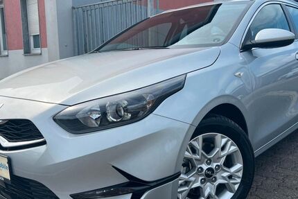 Kia ceed Sportswagon 10.000 km 23.450 € Bedburg 50181
