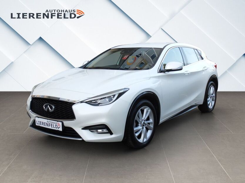 INFINITI Q30 97.945 km 12.990 € Düsseldorf 40231