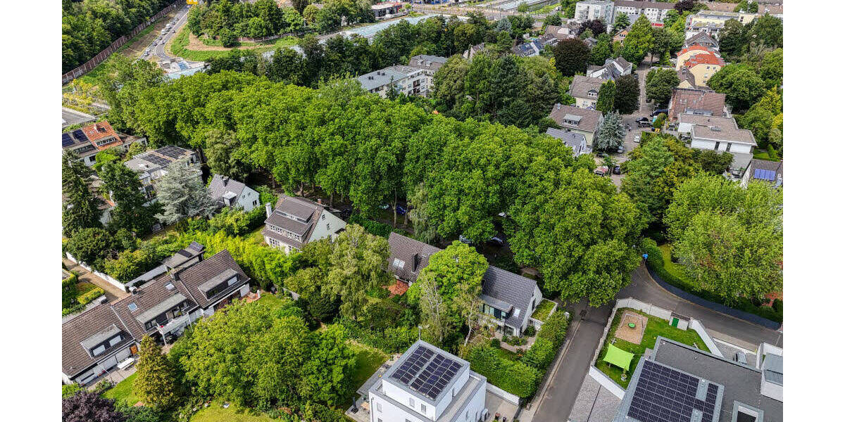 Junkersdorf unkoventionelles Haus auf ca. 340 m² Grundstück mit großen Optionen 2 zimmer