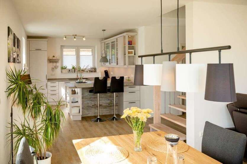 Haus zum Kaufen in Neunkirchen-Seelscheid 489.000 € 121 m²