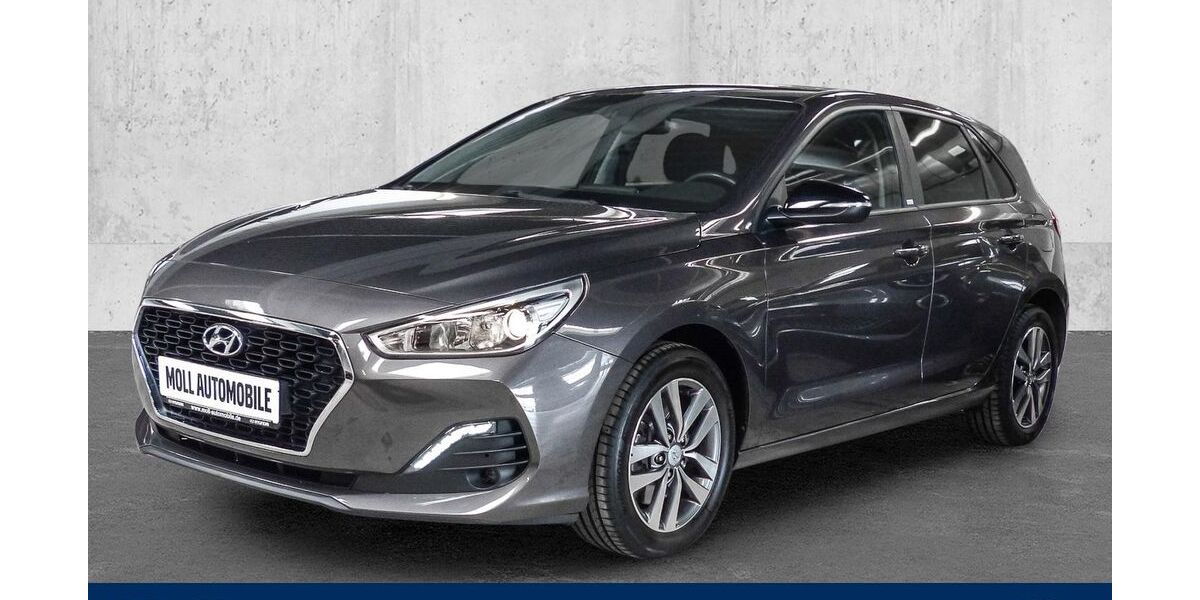 Hyundai i30 88.287 km 11.890 &euro; Köln 50825