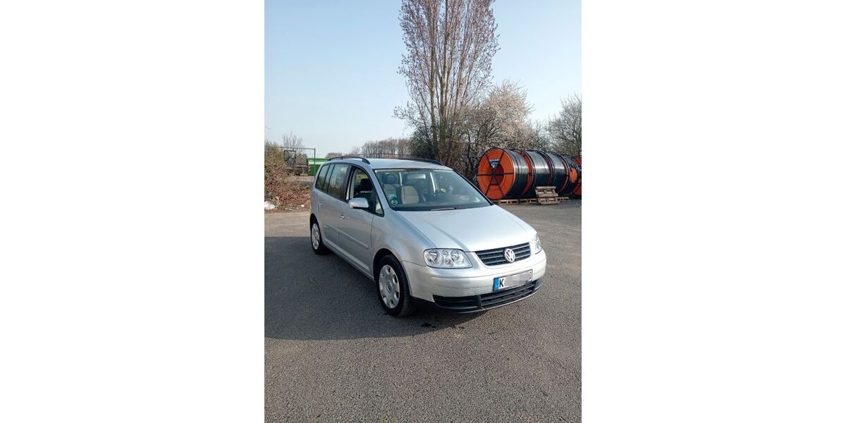 VW Touran 183.569 km 3.300 &euro; Köln 51107