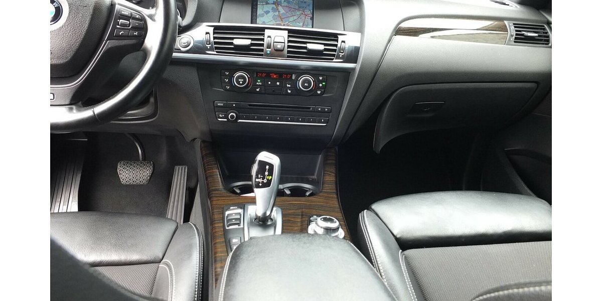 BMW X3 xDrive 20 d XENON NAVI TEILLEDER PDC STEPTRONIC 174.544 km 14.408 &euro; Köln 50858