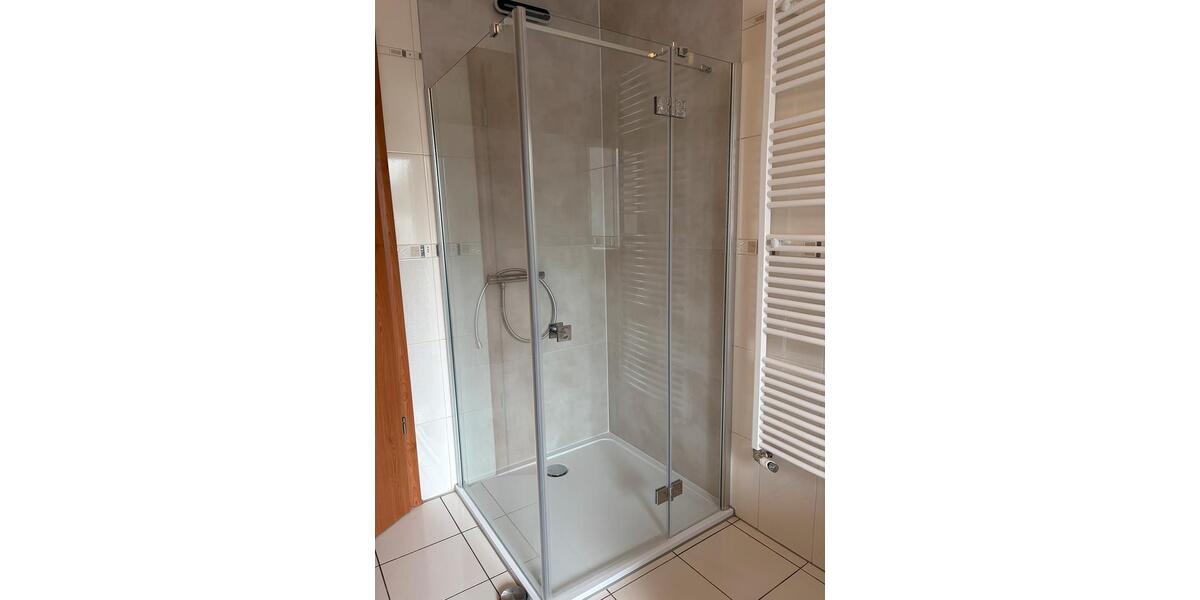 Bungalow Bonn Tannenbusch - 4 Zimmer, 118 m&sup2;, 1.800&euro; | Angebot:26340221