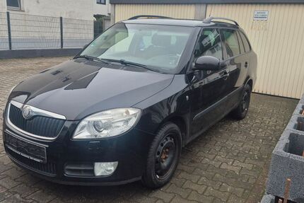 Skoda Fabia 285.000 km 2.450 &euro; Köln Porz 51143