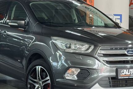 Ford Kuga 109.000 km 13.999 &euro; Troisdorf 53842