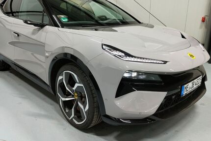 Lotus Eletre 39.000 km 89.889 &euro; Haan 42781