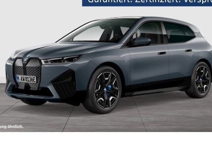 BMW iX 52.451 km 56.495 &euro; Köln-West 50858