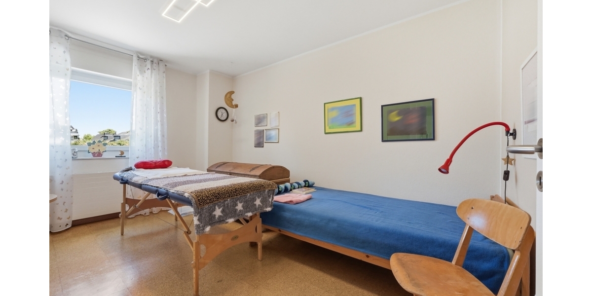 Modernisiert & energieeffizient! 161 m² Wohnkomfort mit Wärmepumpe, PV-Anlage in einer Sackgasse. - Reihenmittelhaus Pulheim | Angebot:27212381