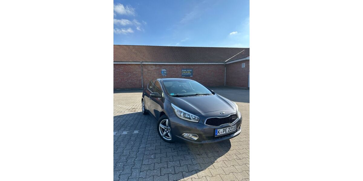 Kia ceed / Ceed 288.900 km 4.800 &euro; Köln 50735