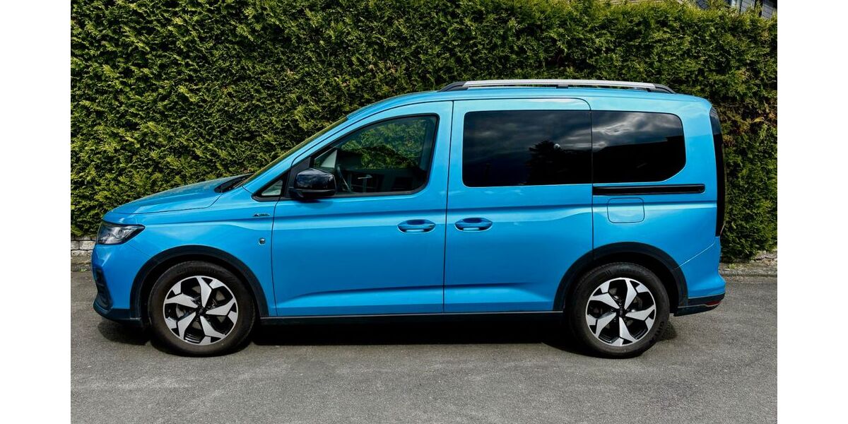 Ford Tourneo Connect 31.900 km 29.500 &euro; Köln 51147