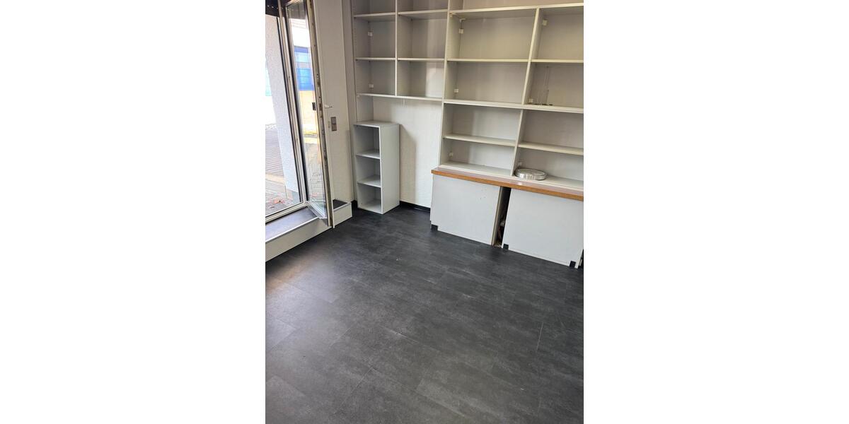 Gewerbeobjekt Solingen Höhscheid - 300&euro; | Angebot:26254765