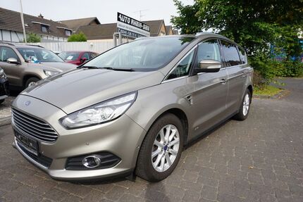 Ford S-Max 207.000 km 9.890 &euro; Troisdorf 53840