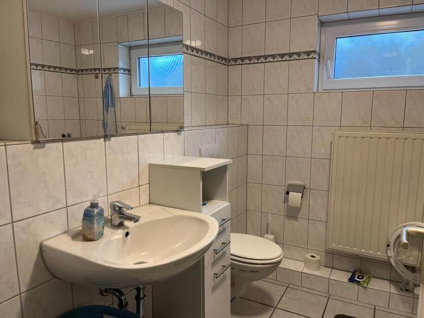 **Großzügiges Reihenhaus mit Garten und Garage in ruhiger Lage von Leverkusen Steinbüchel**