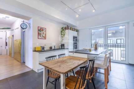 Wohnung zum Kaufen in Köln 1.049.000 € 133.92 m² 5 zimmer