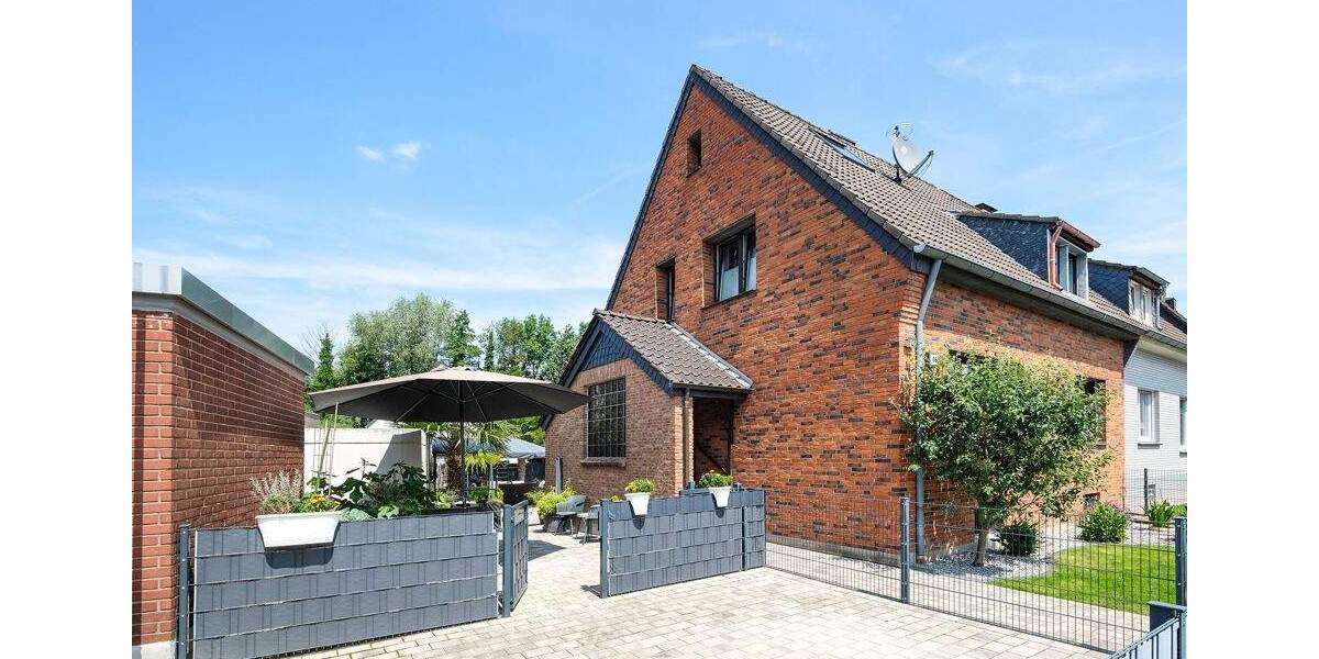 Doppelhaushälfte Langenfeld Richrath - 4 Zimmer, 128 m&sup2;, 699.000&euro; | Angebot:23254437