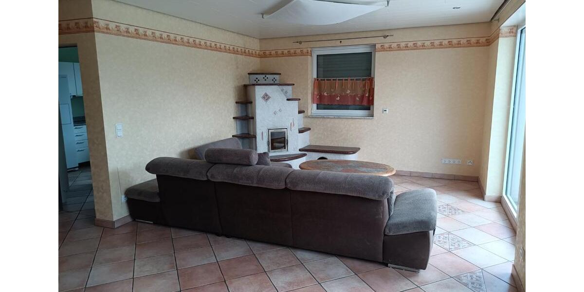 Doppelhaushälfte Bornheim - 6 Zimmer, 163 m&sup2;, 2.400&euro; | Angebot:22699733