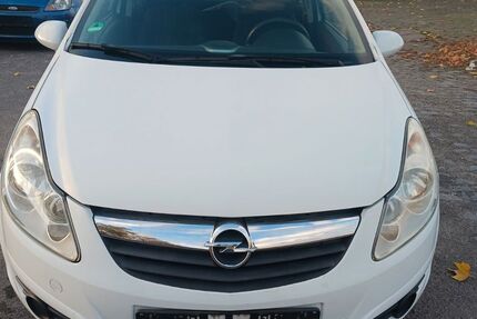 Opel Corsa 90.000 km 2.300 € Bonn 53177