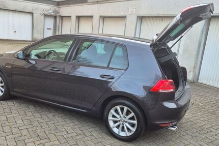 VW Golf 153.900 km 10.990 &euro; Köln 51061
