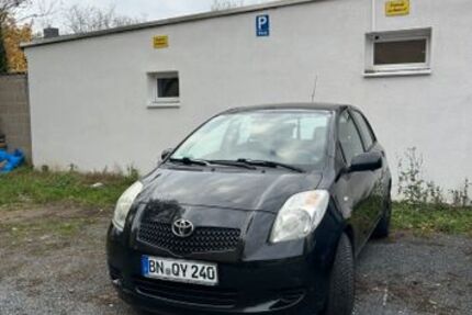 Toyota Yaris 89.000 km 4.900 &euro; Bonn 53123