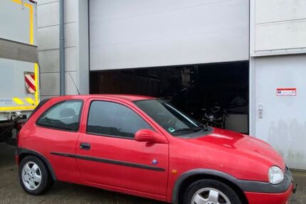 Opel Corsa 136.069 km 650 &euro; Solingen 42719