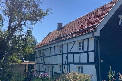 Haus Overath - 5 Zimmer, 190 m&sup2;, 1.980&euro; | Angebot:25993243