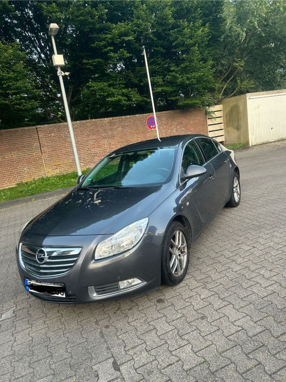 Opel Insignia 200.000 km 5.000 € Köln 51065