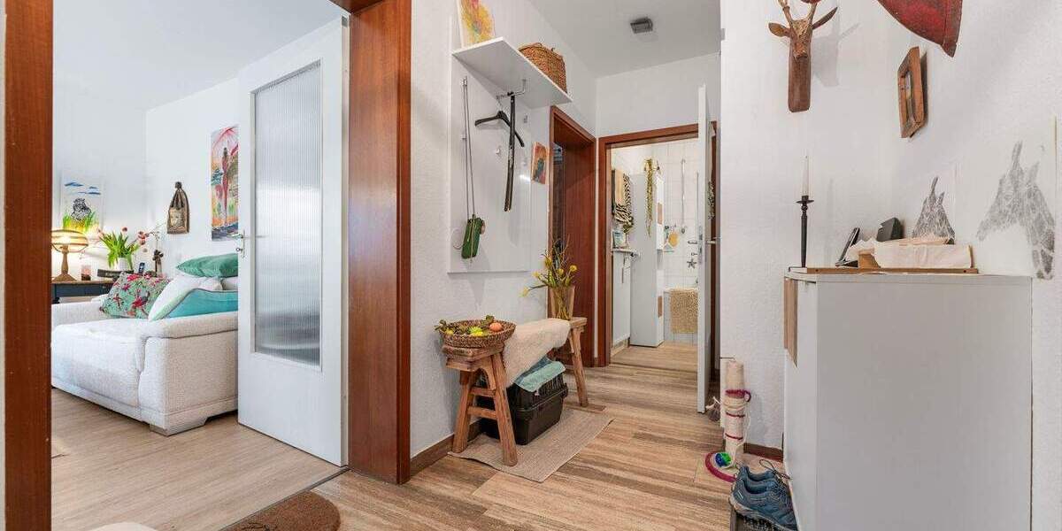 Mehrfamilienhaus, Wohnhaus Odenthal Hüttchen - 8 Zimmer, 251 m&sup2;, 399.000&euro; | Angebot:25387766