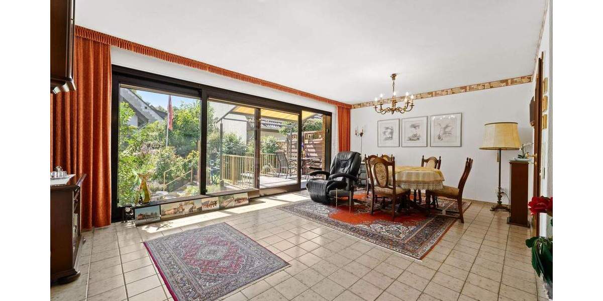 Reihenmittelhaus Köln Zündorf - 5 Zimmer, 160 m&sup2;, 629.000&euro; | Angebot:23948804