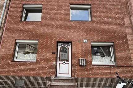 Haus zum Mieten in Hürth 1.800 € 123.39 m² 6 zimmer