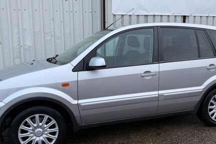 Ford Fusion 92.000 km 3.990 &euro; Pulheim 50259