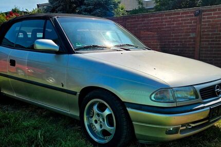 Opel Astra 125.000 km 1.699 € Bergheim 50127