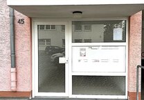 2 helle Zimmer, Dachterrasse und Garage ETW in Köln-Urbach!