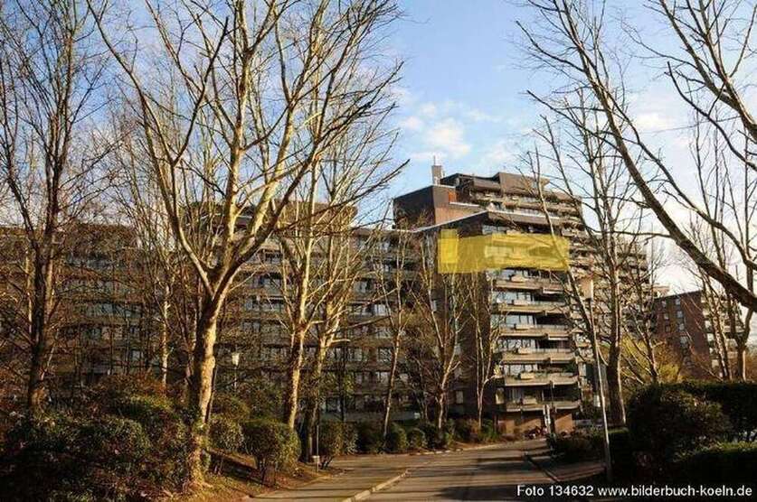 Wohnung zum Kaufen in Köln-Westhoven 349.000 € 106 m² 3.5 zimmer