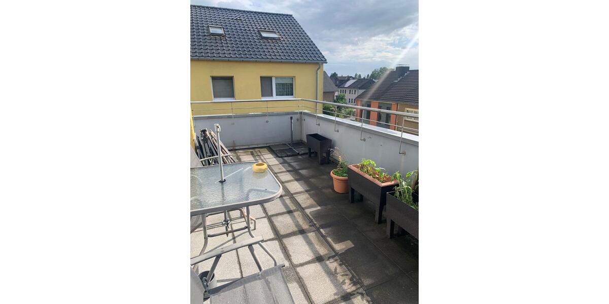 Etagenwohnung Langenfeld (Rheinland) - 2 Zimmer, 59 m&sup2;, 730&euro; | Angebot:25438684