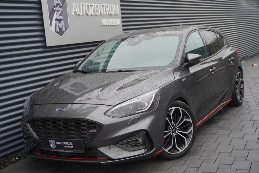 Ford Focus 55.000 km 17.990 € Monheim am Rhein 40789