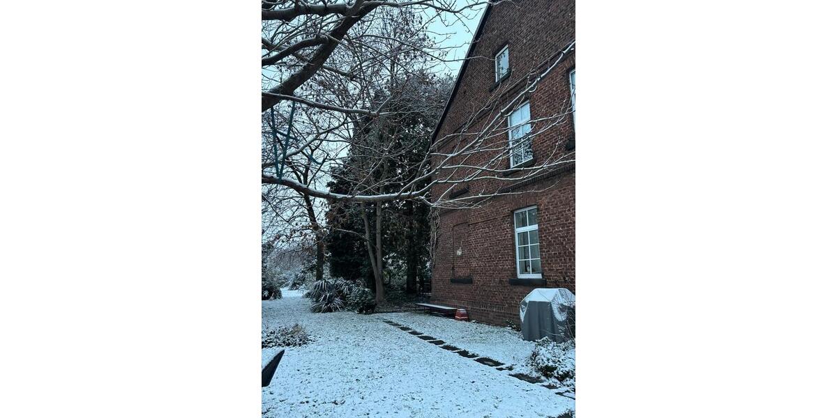 Einfamilienhaus Bergheim Auenheim - 9 Zimmer, 300 m&sup2;, 670.000&euro; | Angebot:26126905