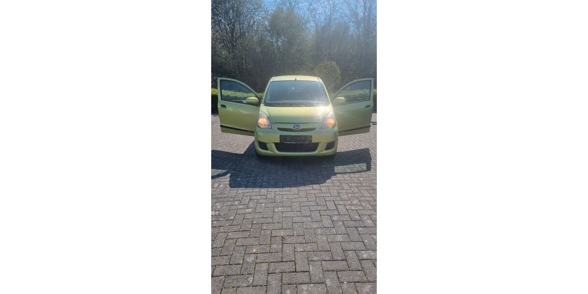 Daihatsu Cuore 141.234 km 1.499 &euro; kerpen,sindorf 50170