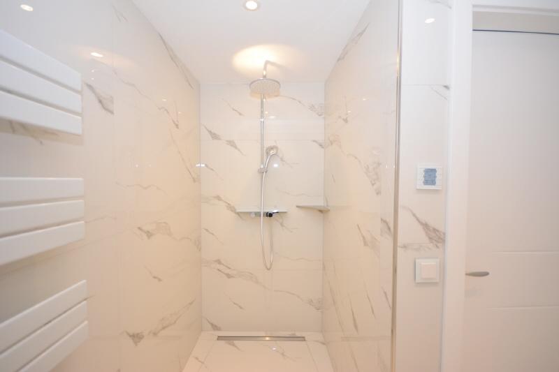 Moderne, luxeriöse 4-Zimmer-Maisonette-Wohnung für den gehobenen Anspruch! 4 zimmer