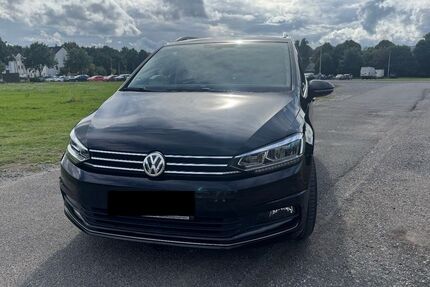VW Touran 110.660 km 18.900 € Dormagen 41542