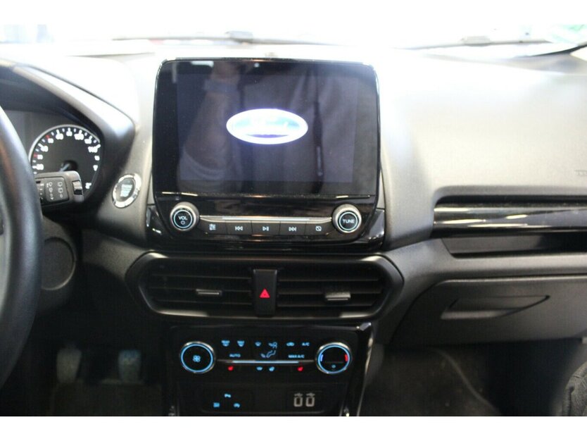 Ford EcoSport 1.0 Titanium 49.300 km 12.980 € Euskirchen 53881