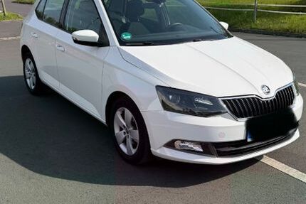 Skoda Fabia 73.800 km 8.300 &euro; Hennef 53773